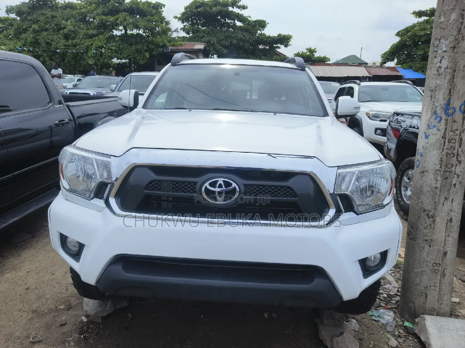 Toyota Tacoma 2015 White