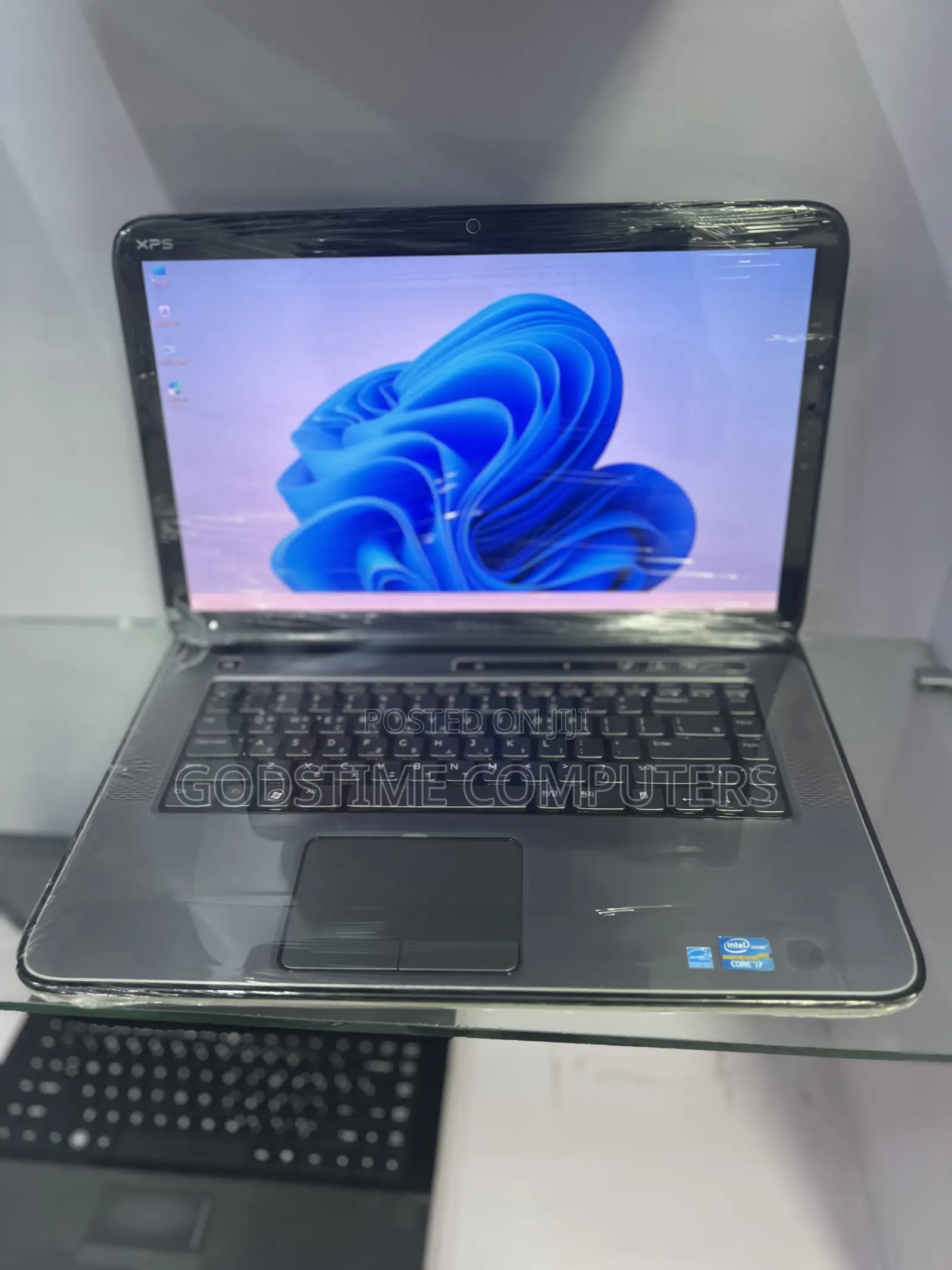 New Laptop Dell 16GB Intel Core I7 SSD 256GB