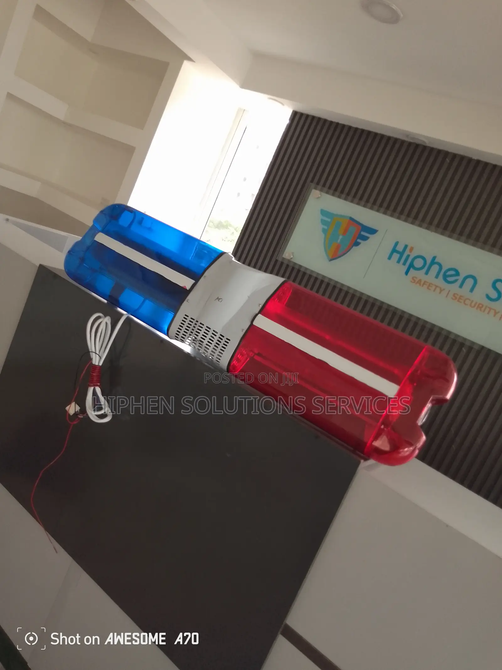 Police Patrol Light Bar With Siren and Speaker
