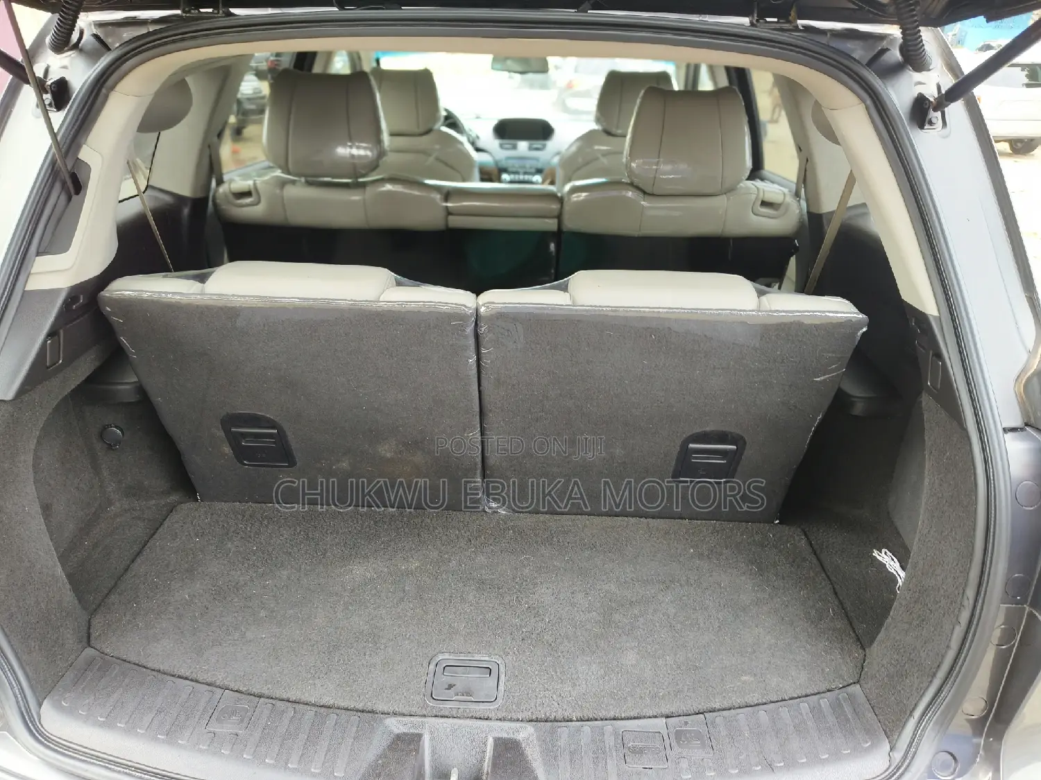 Acura MDX Advance Package SUV AWD (3.7L 6cyl 6A) 2011 Gray