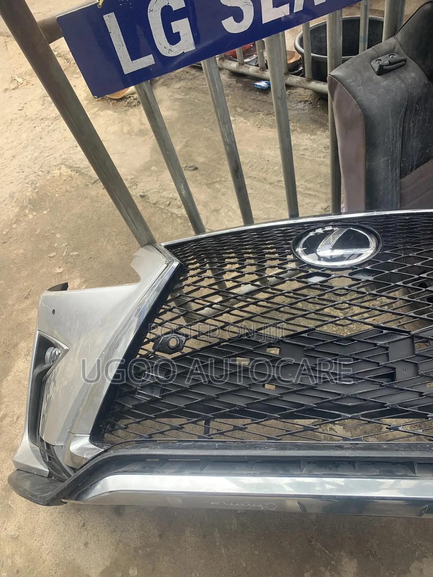 Complete Front Bumper Rx 350 2018