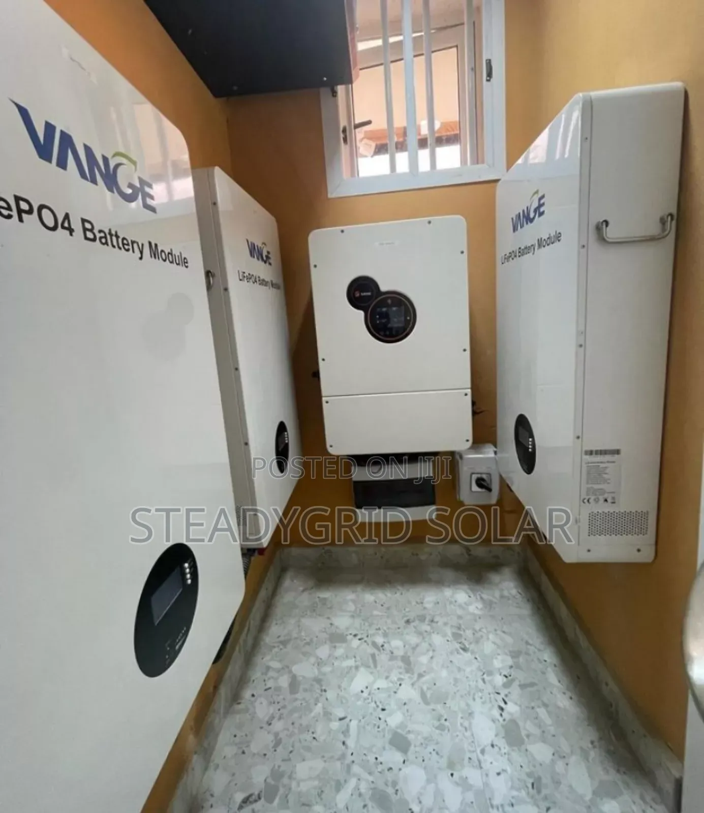 Highly Efficient 15kva/48v/45kwh Solar Powered Inverter Set