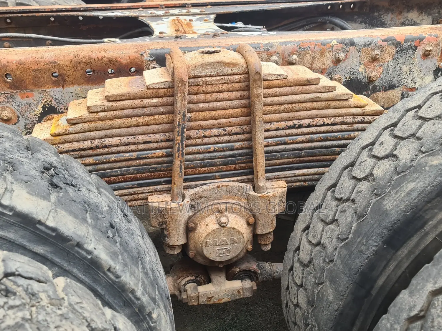 Tokunbo Man Diesel Cap and Chassis 12 Tires