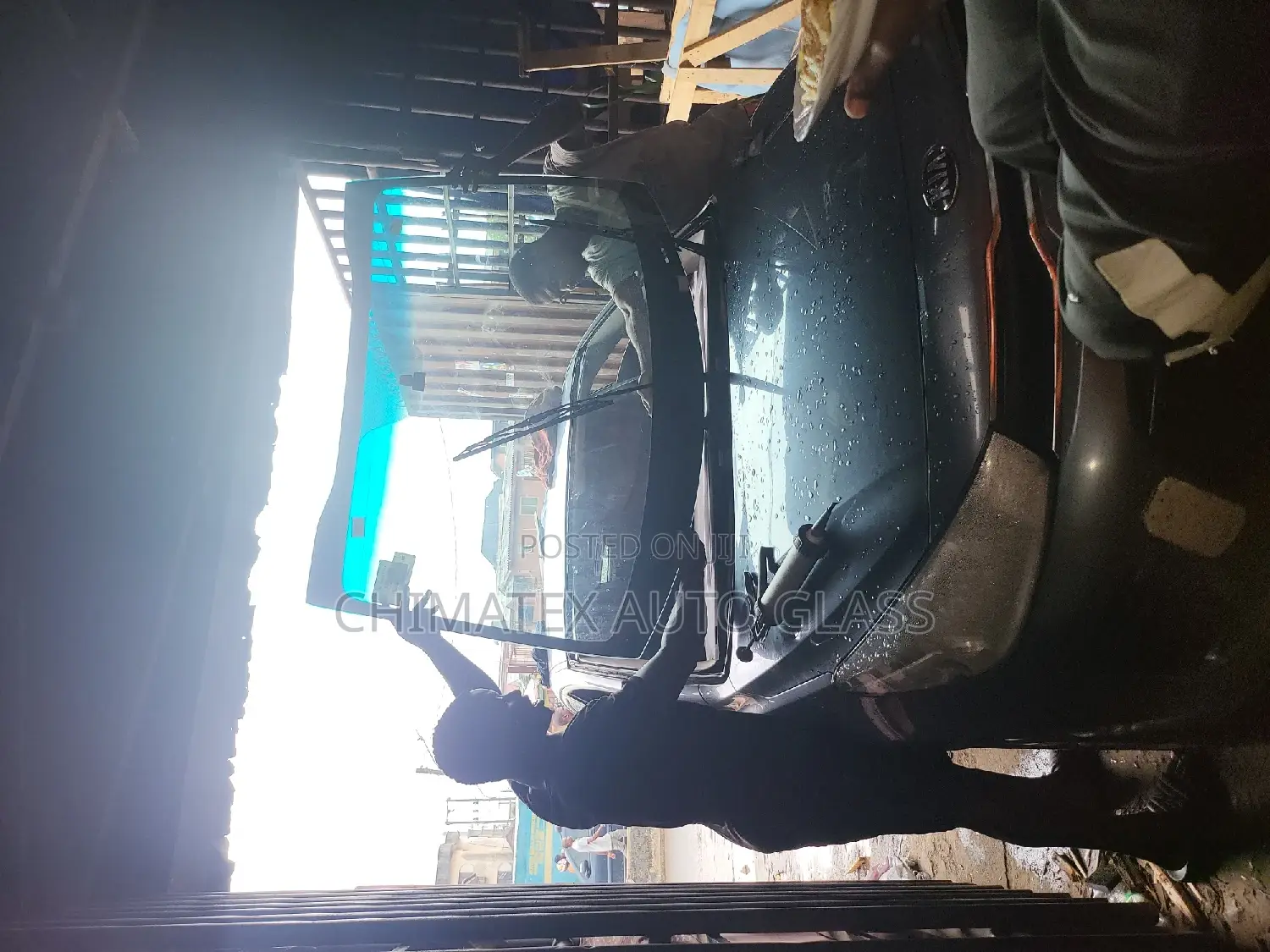 Kia Rio Windscreen Installation Process