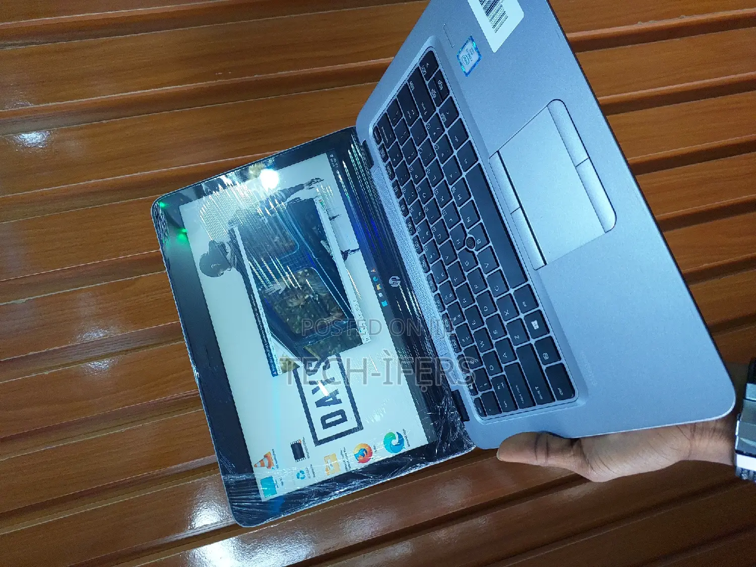 Laptop HP EliteBook 820 G3 8GB Intel Core I5 SSD 256GB