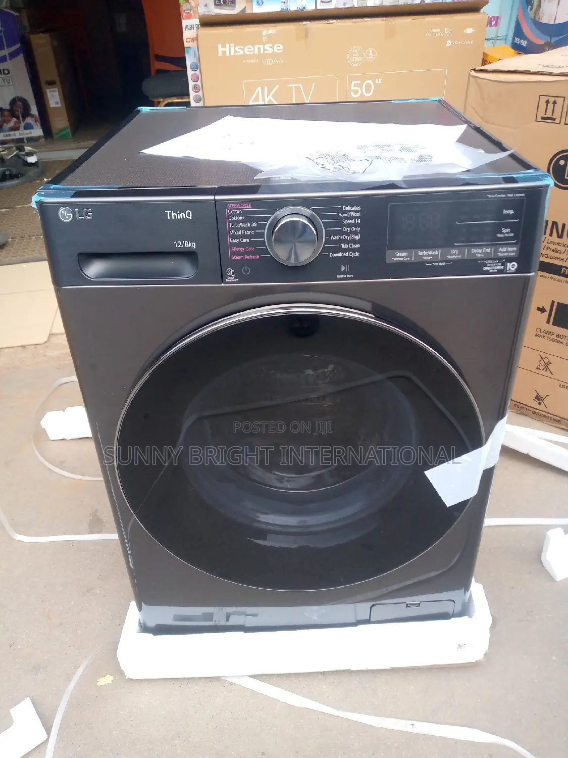 L G Washing Machine Wash and Dry 12kg