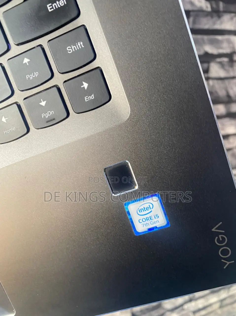 Laptop Lenovo Yoga 710 8GB Intel Core i5 SSD 256GB