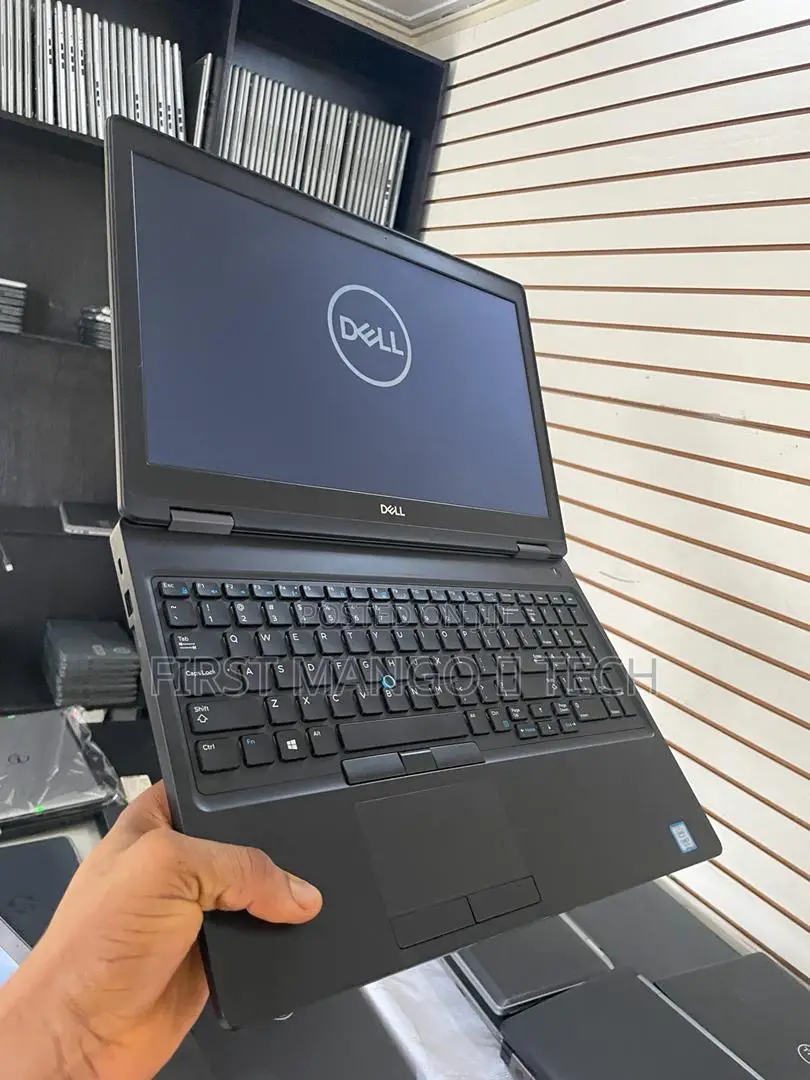 Laptop Dell Latitude 5590 8GB Intel Core I5 SSD 256GB