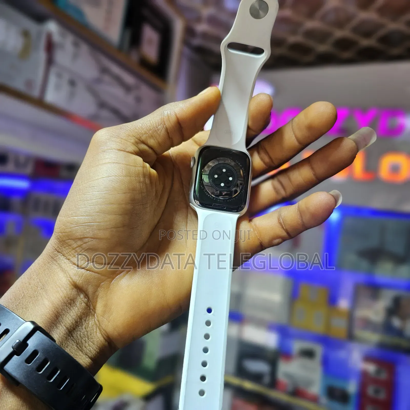 Apple Watch Series 8