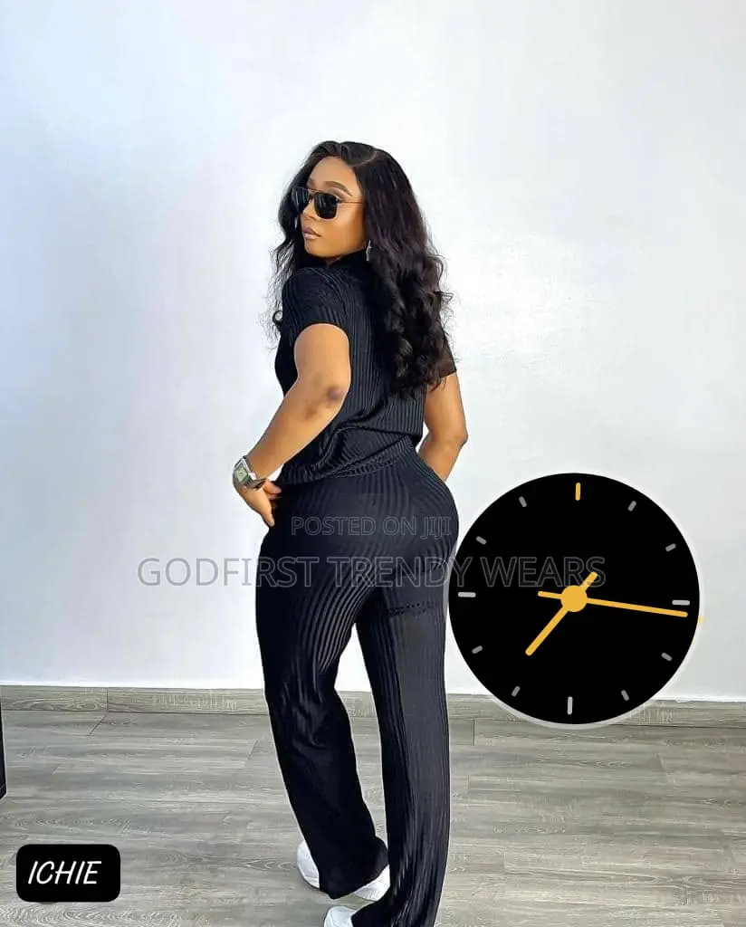 Classic Smart 2pics Outfit