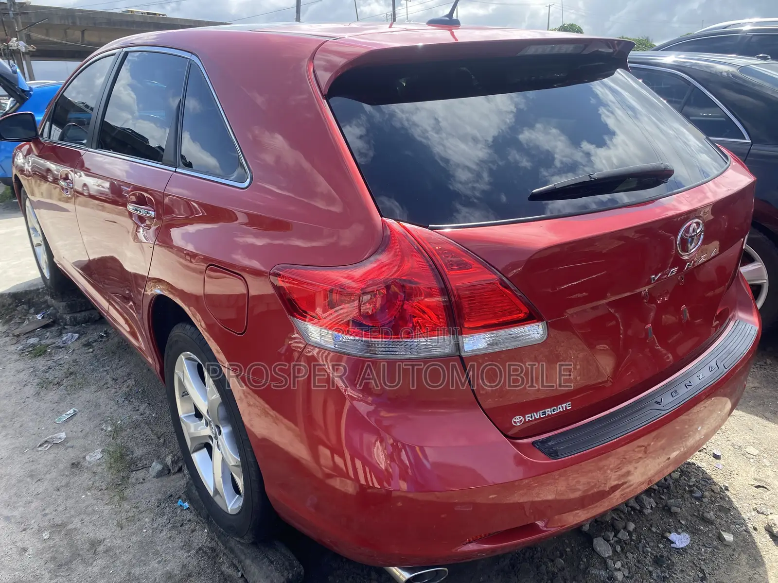 Toyota Venza V6 AWD 2011 Red