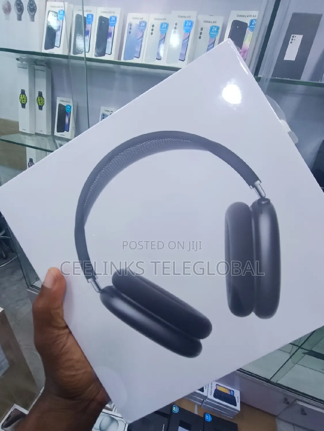 Brand New Apple Airpods Max With Smart Case