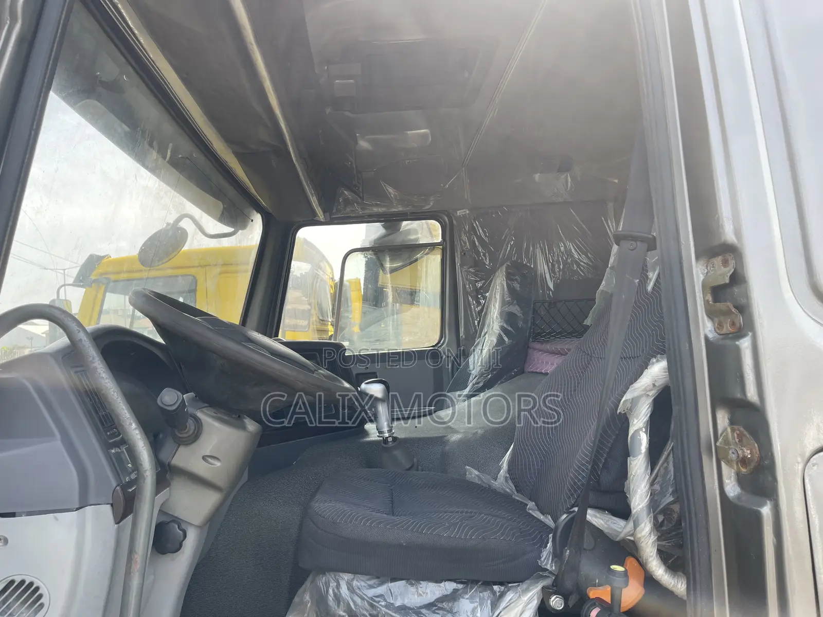 Foreign Used Howo Sinotruck 12 Tires 45 Tonnes