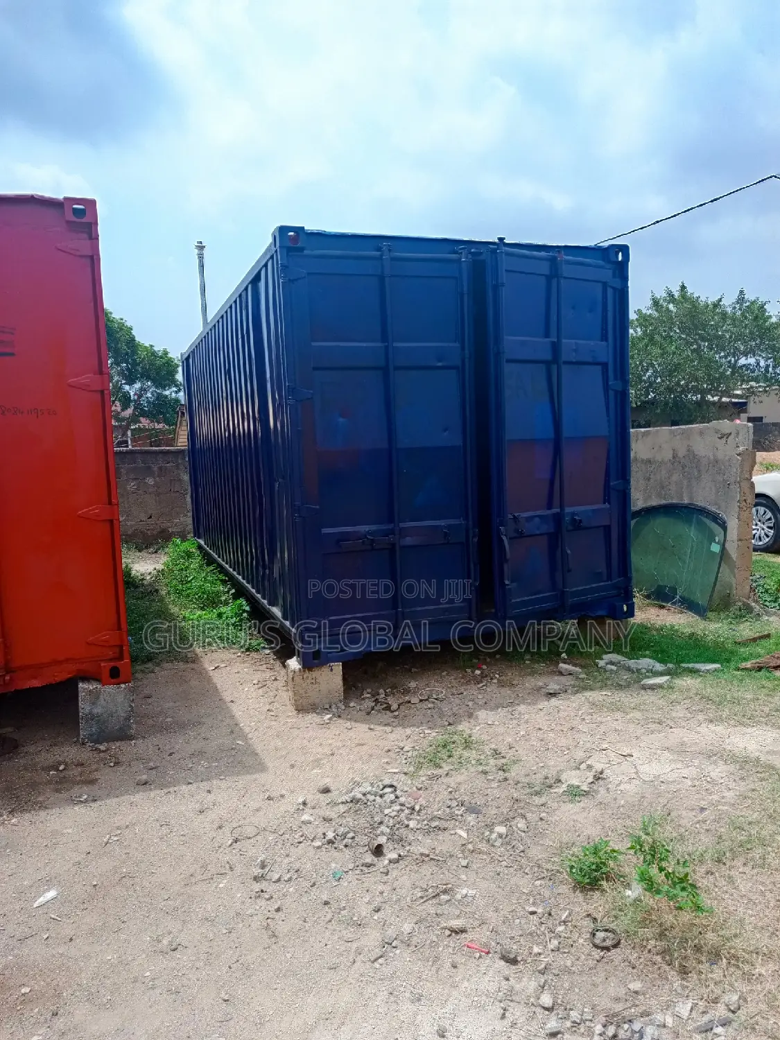 20ft Container Available Distress Sale