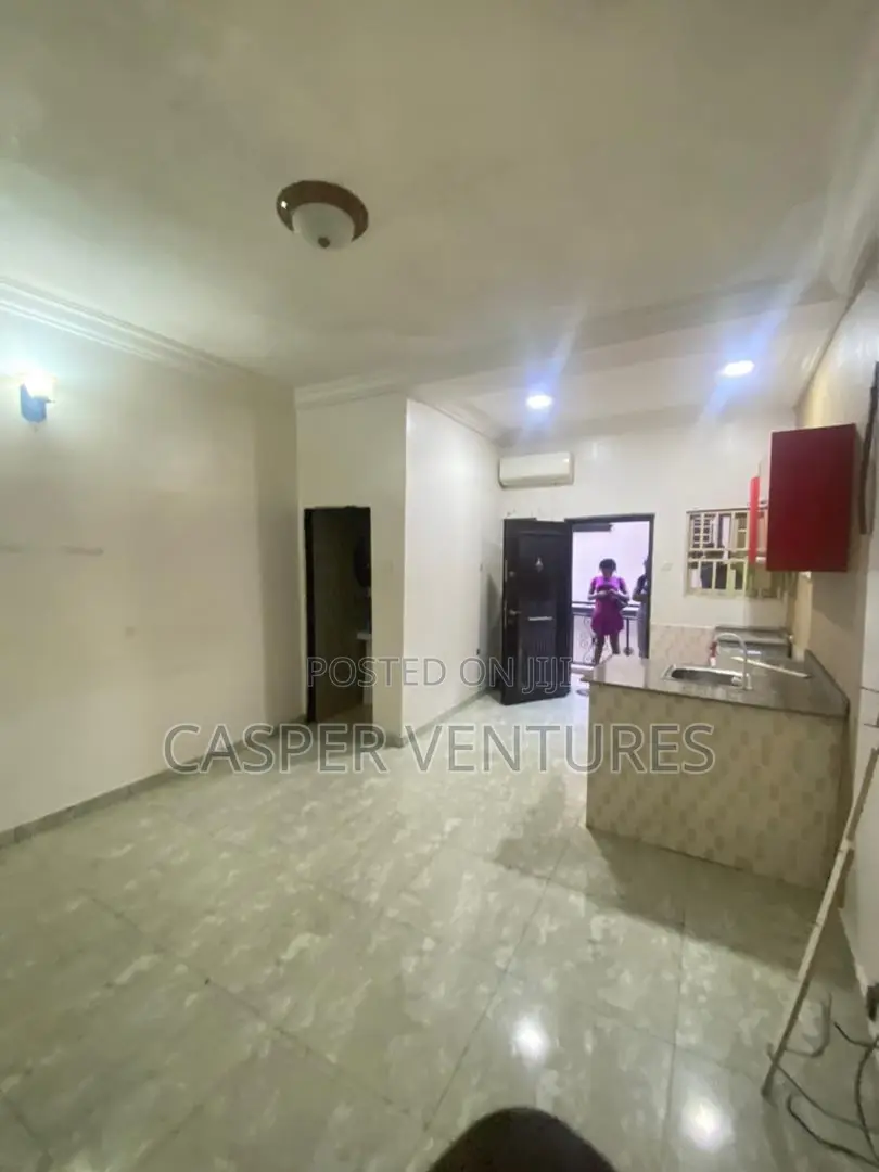 1bdrm Room & Parlour in Bera, Chevron for rent