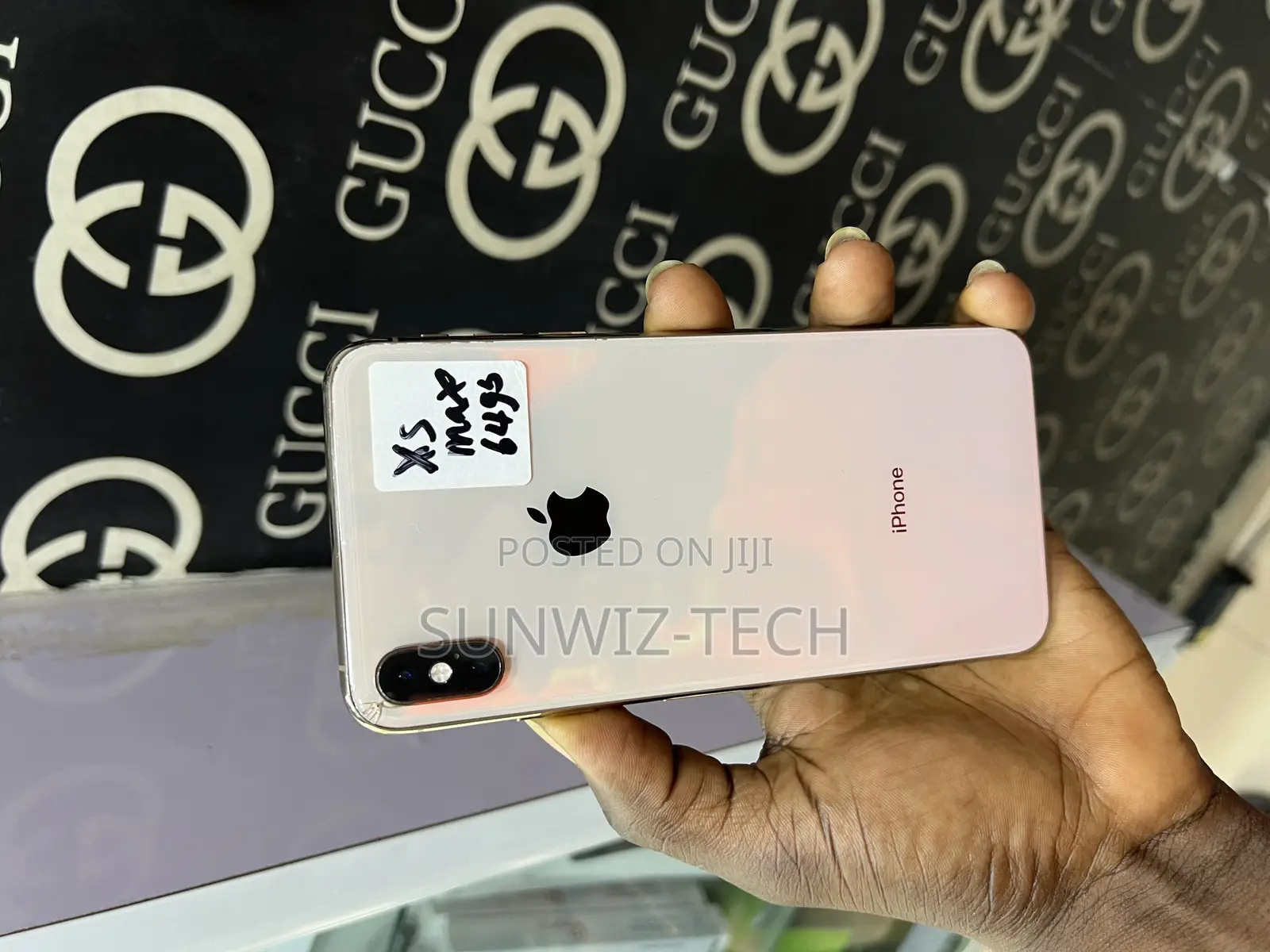Apple iPhone XS Max 64 GB Gold