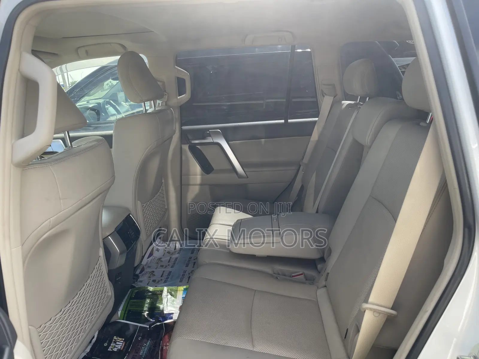 Toyota Land Cruiser Prado 2022 White