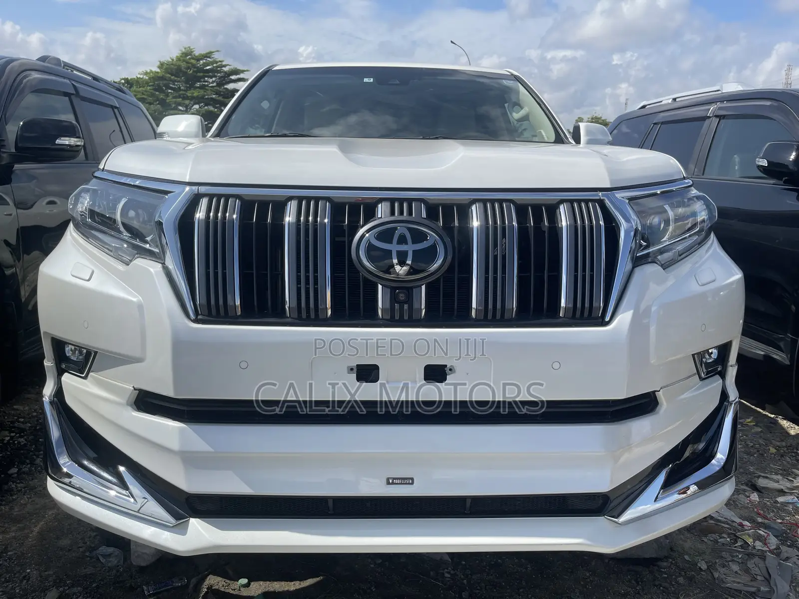 Toyota Land Cruiser Prado 2022 White