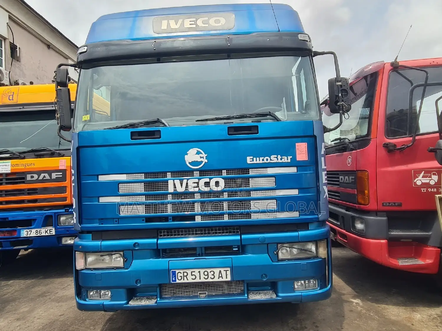 Newly Arrived Iveco Eurostar 6 Tires Trailer Head