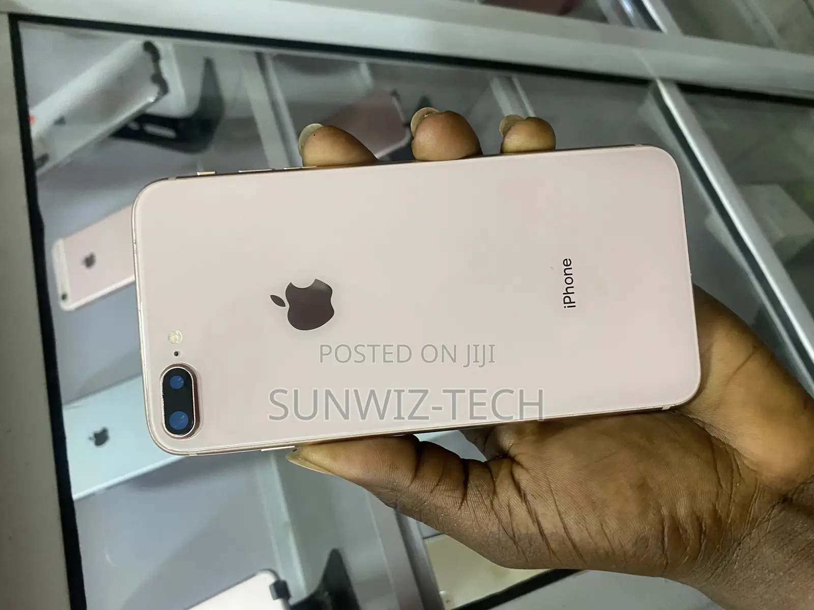 Apple iPhone 8 Plus 64 GB Gold