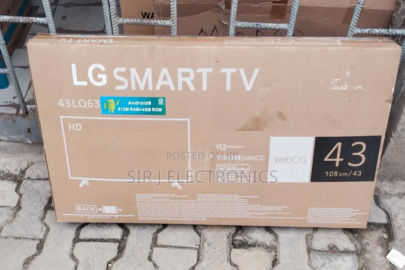 LG 43" Smart Uhd Television With Netflix and Youtube