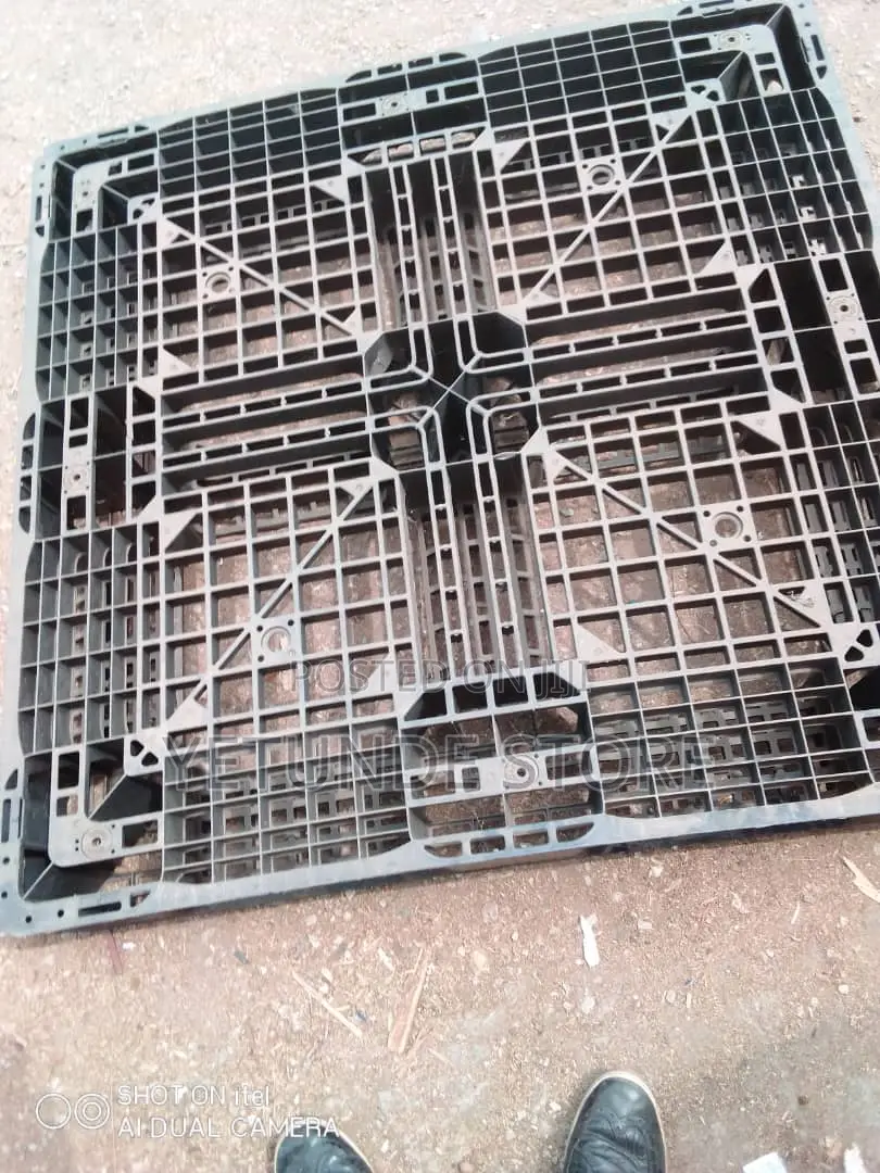 Statics Rubber/Plastic Factory Pallets 120*100