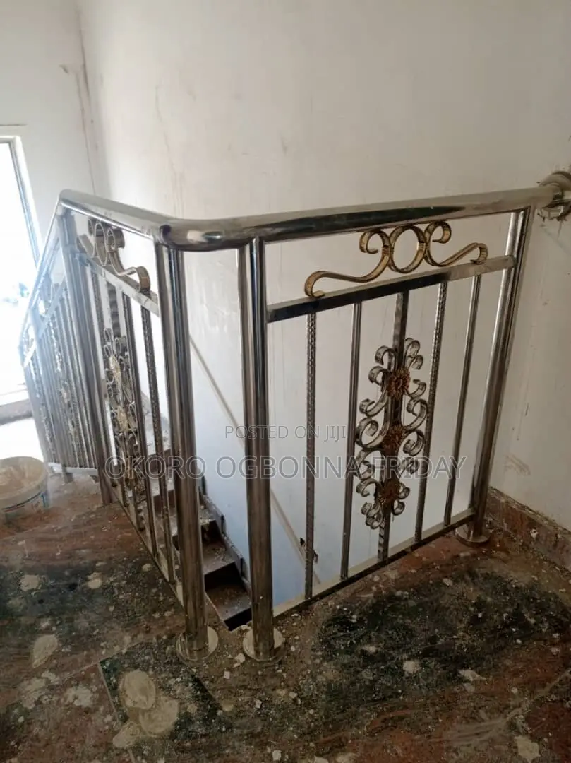 Rivers Style of Handrail