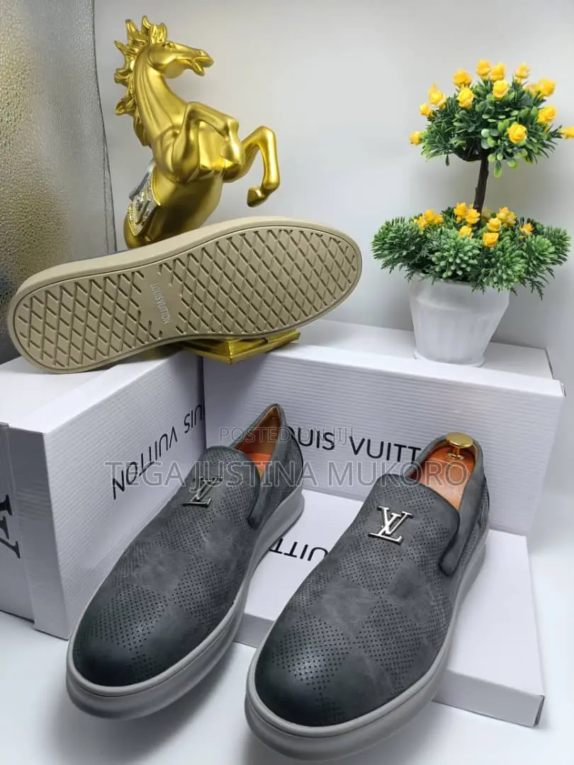 Louis Vuitton Men's Flat Shoes