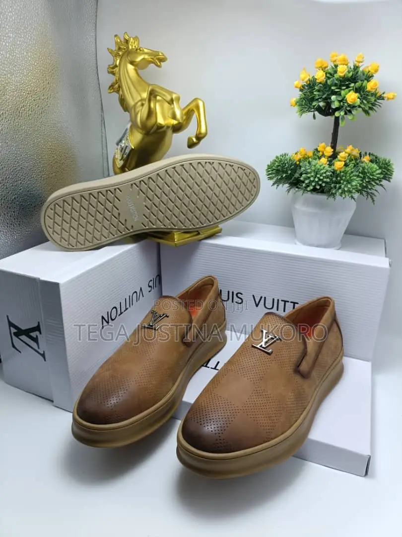 Louis Vuitton Men's Flat Shoes