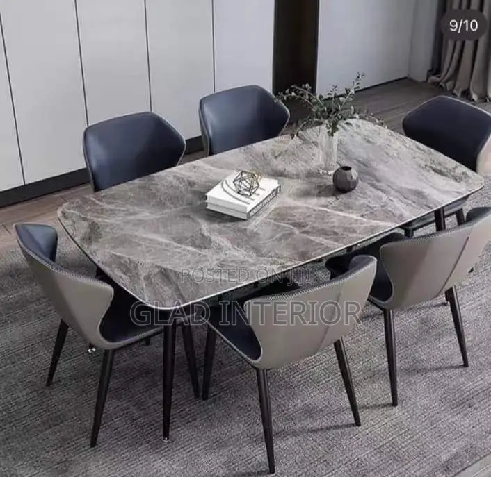 Unique Dining Table and Chairs