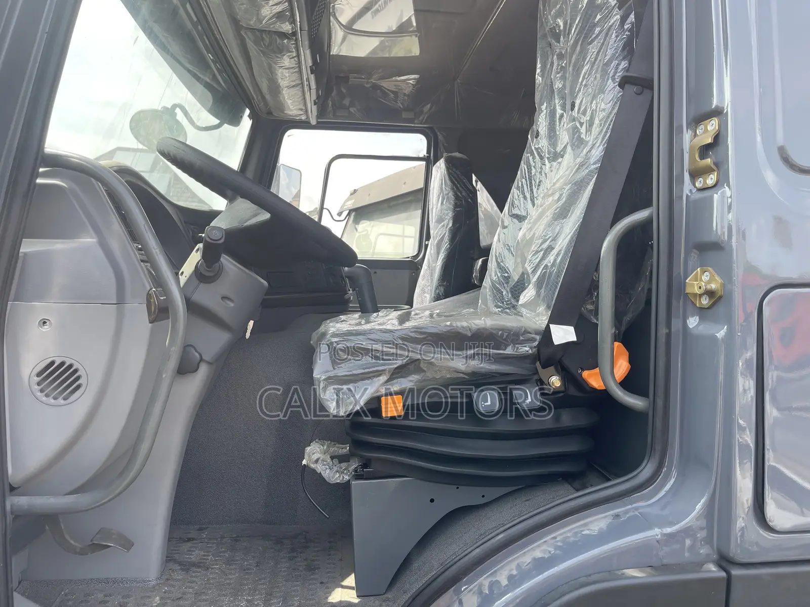 Foreign Used Howo Sinotruck Truck 371hp