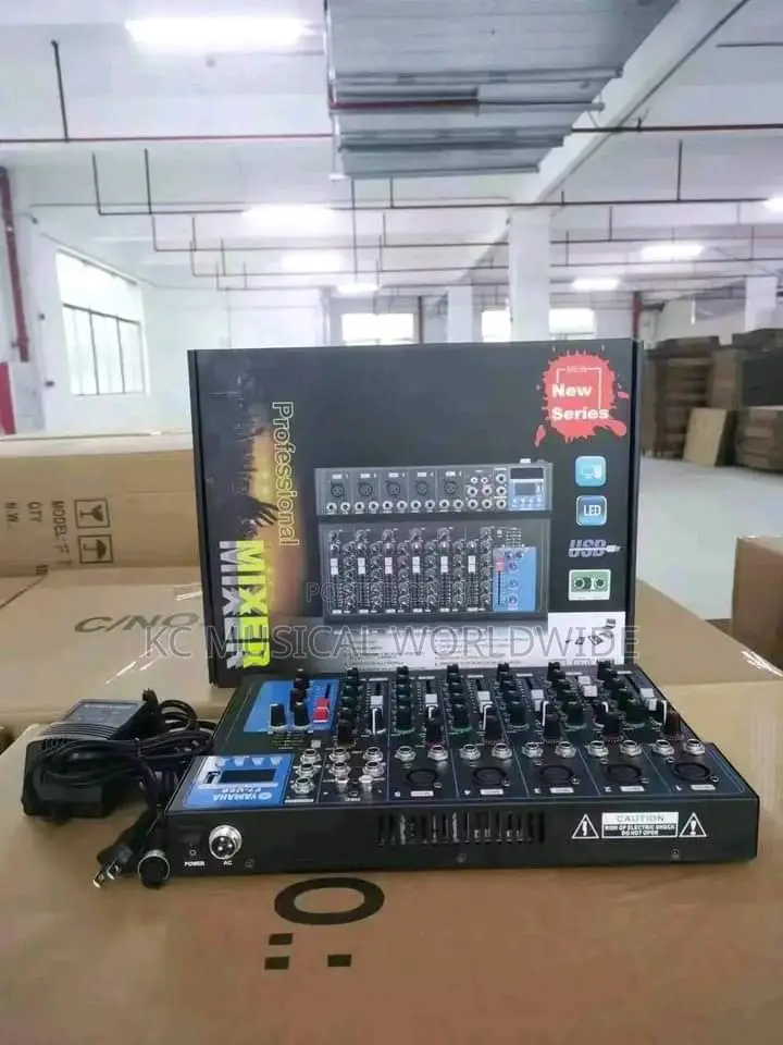Yamaha Mixer 7chanels
