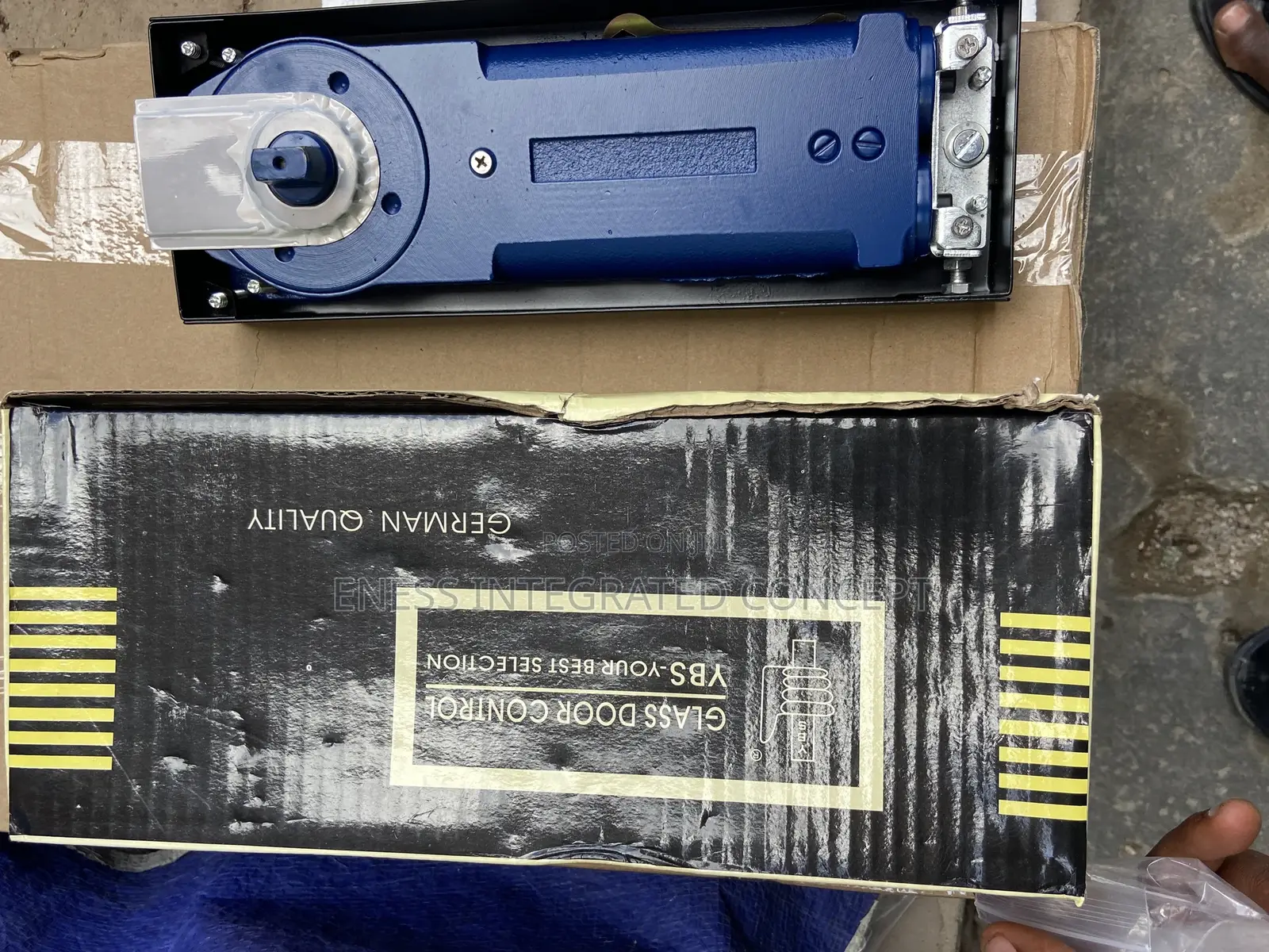 Tempered Glass Door Pivot Hinge With the Glass Accessories