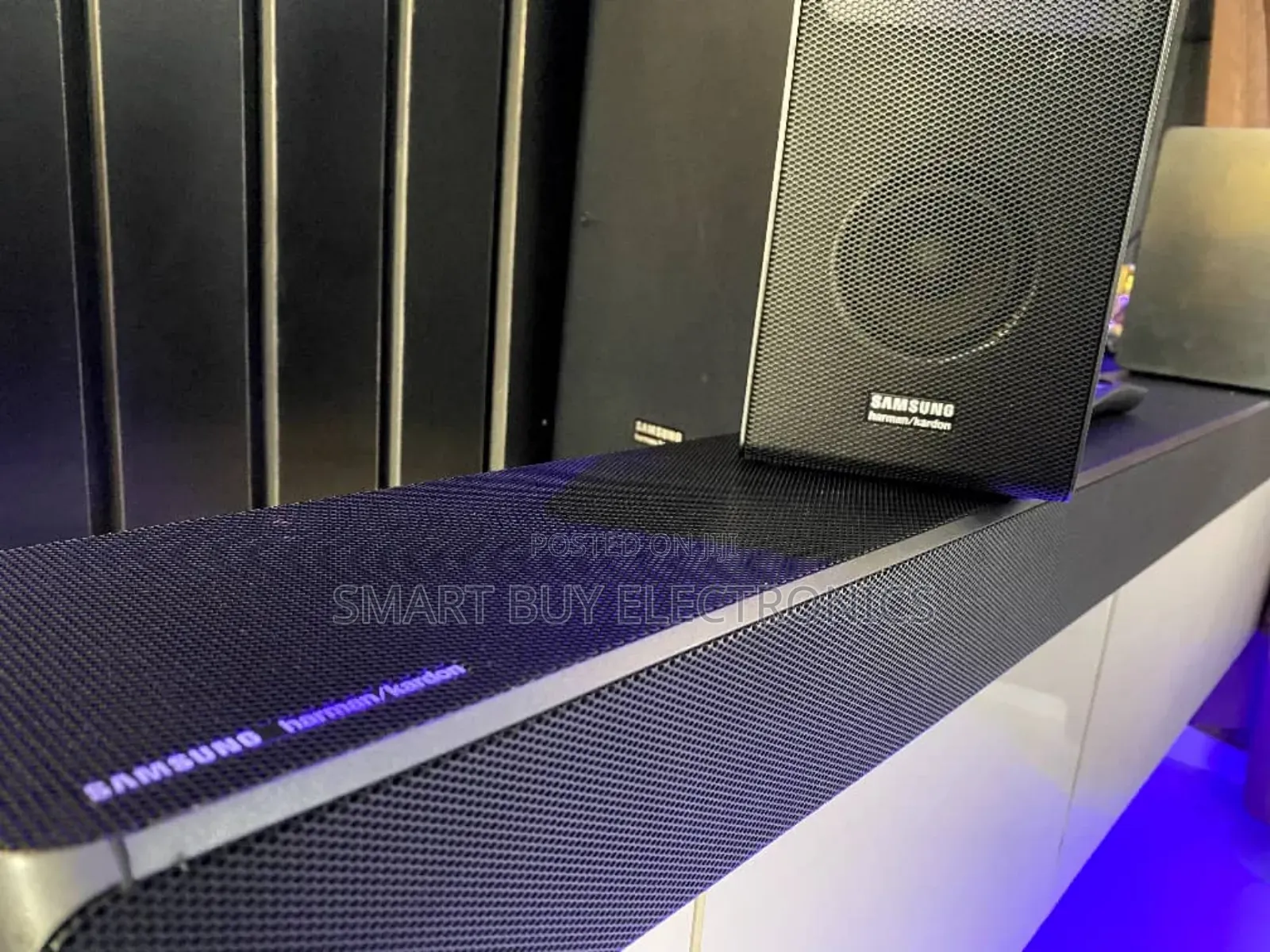 Samsung Harman Kardon Q90r Dolby Atmos Cinematic Sound Bar