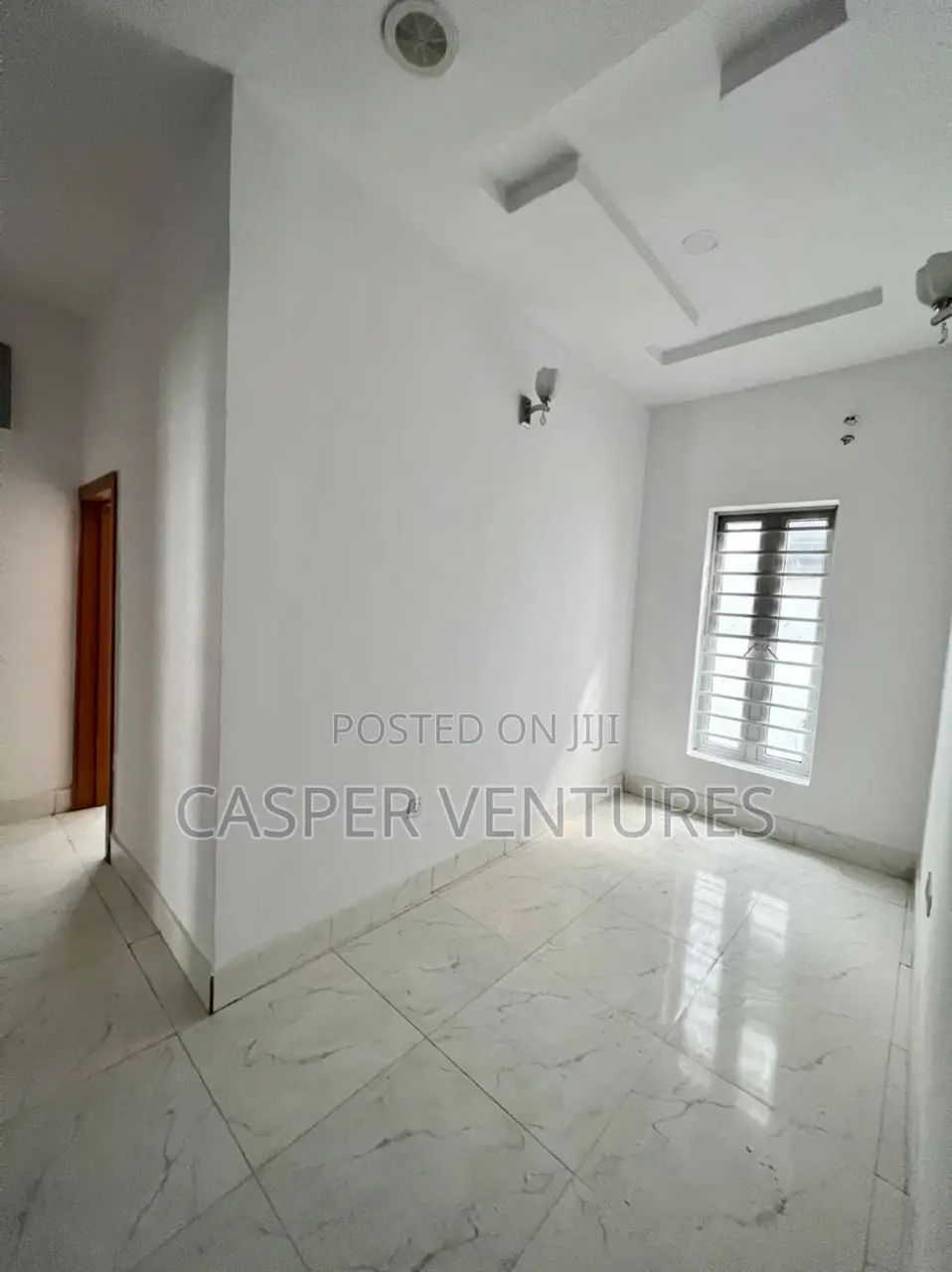 1bdrm Shared Apartment in Ikota Gra for rent