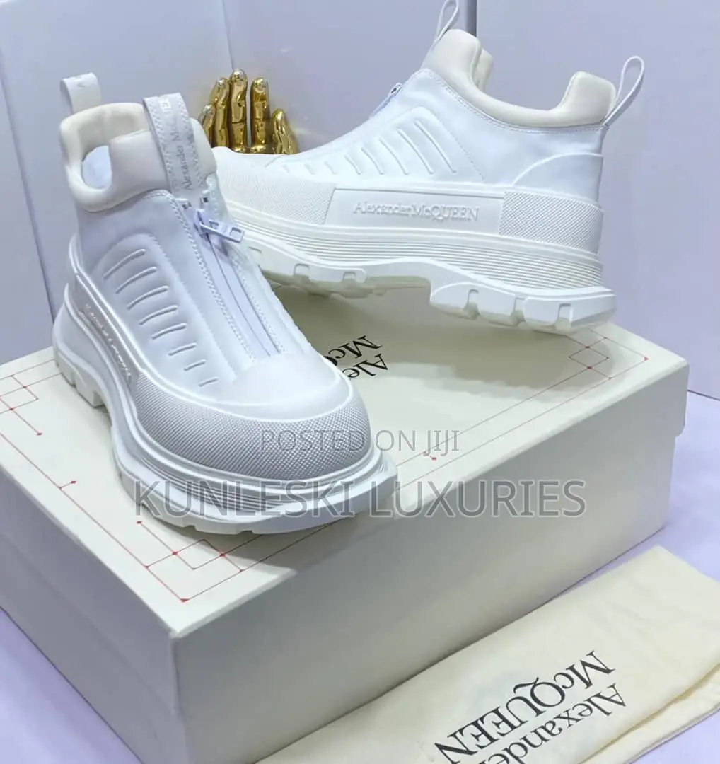 Original Alexander Macqueen Luxury Hightop Boot