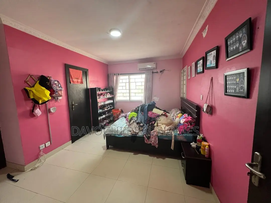 4bdrm Duplex in Jankode Osapa London, Lekki for rent