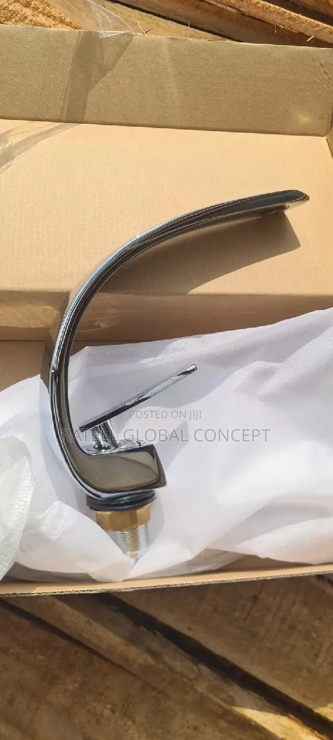 Curved Chrome Wash Basin Mixer (Basin Tap)
