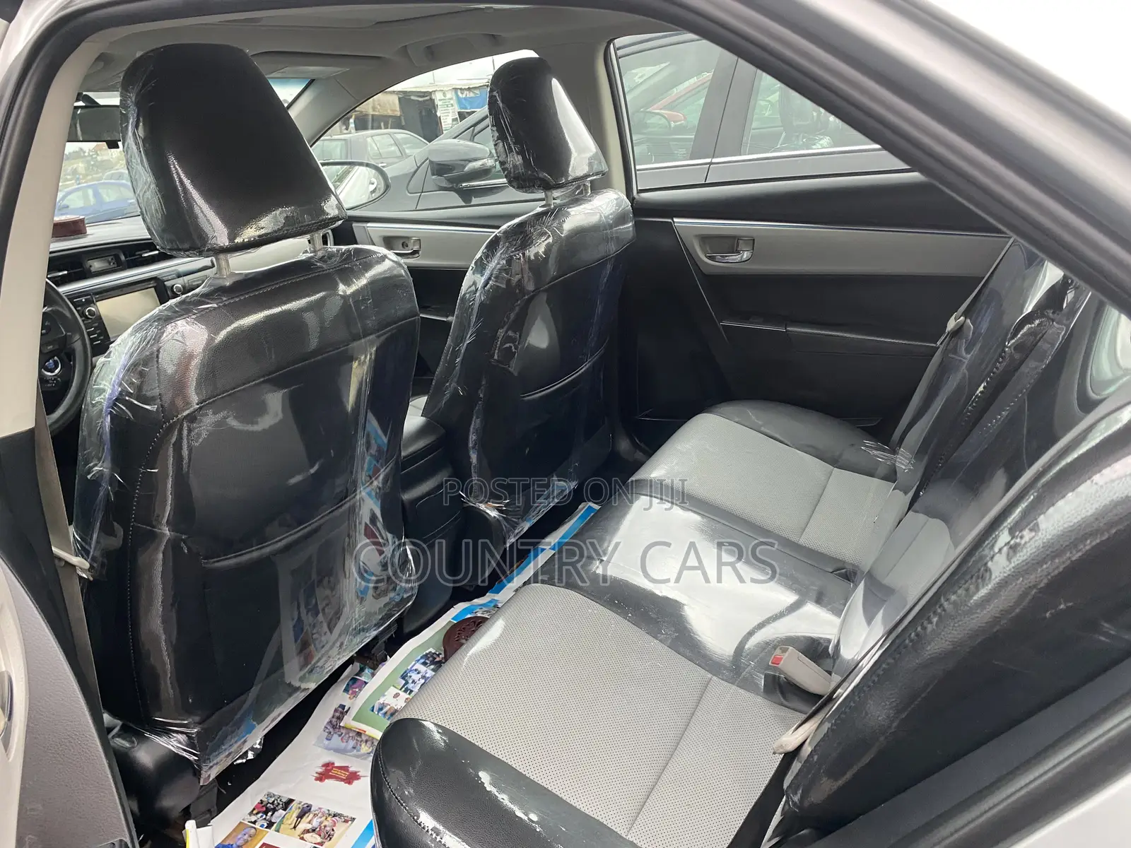 Toyota Corolla 2015 Silver