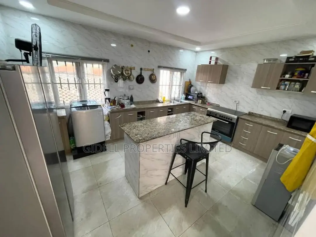 3bdrm Townhouse / Terrace in Apo Resettlement for rent