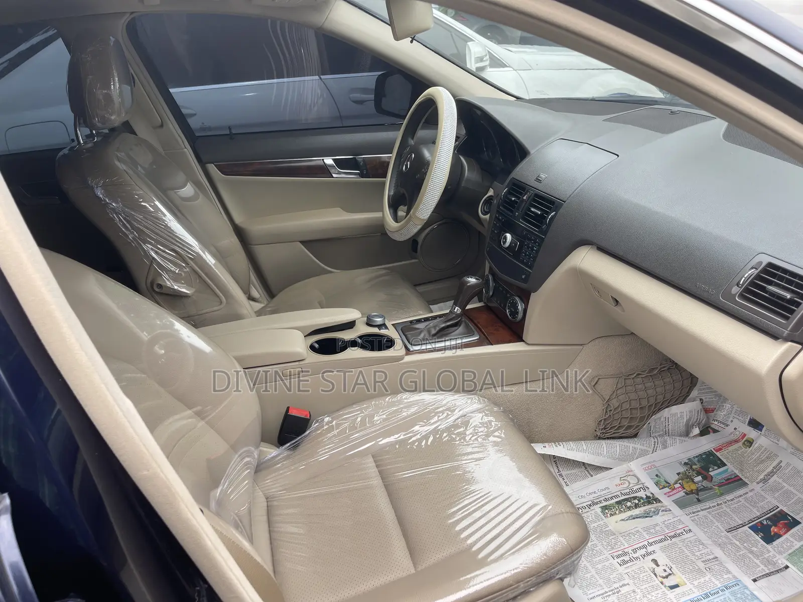 Mercedes-Benz C300 2010 Black