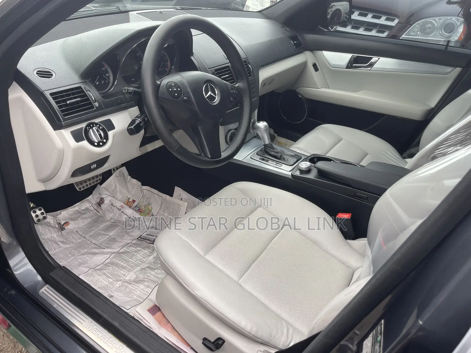 Mercedes-Benz C300 2010 Gray