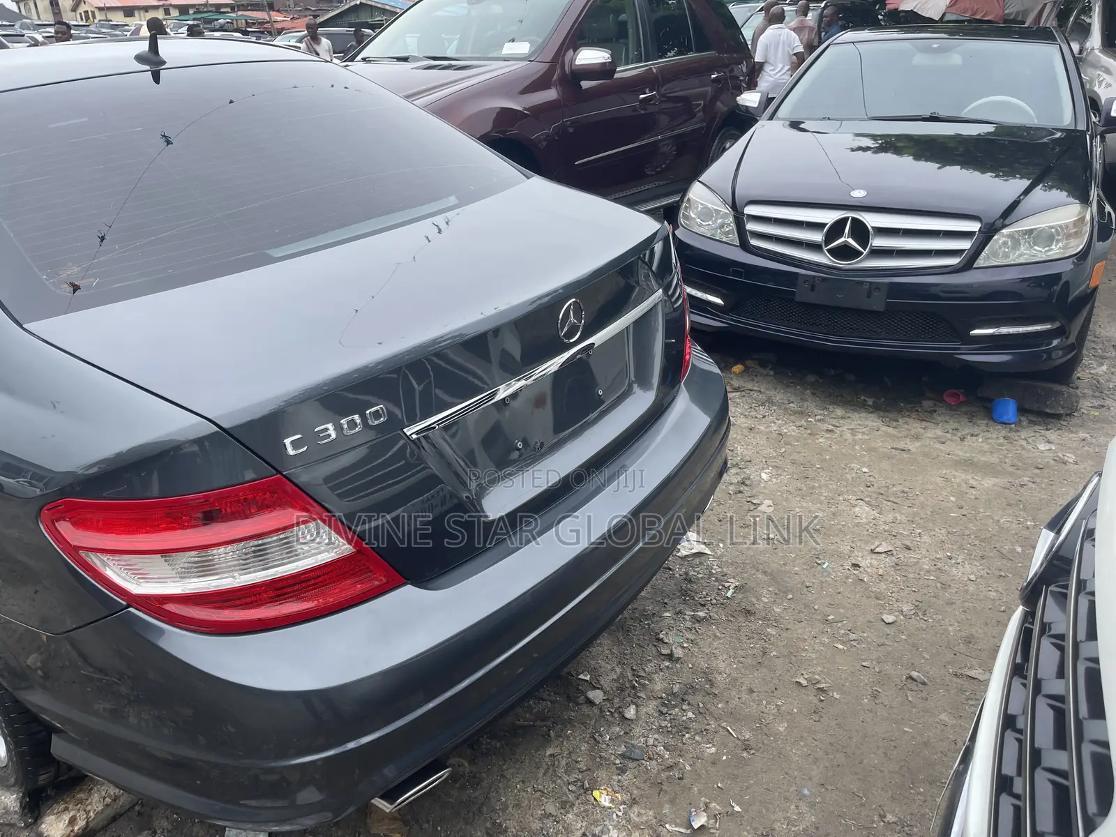 Mercedes-Benz C300 2010 Gray