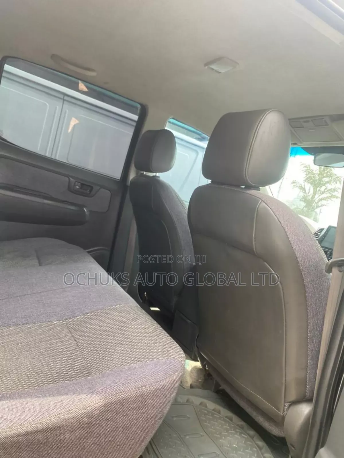 Toyota Hilux 2014 Black