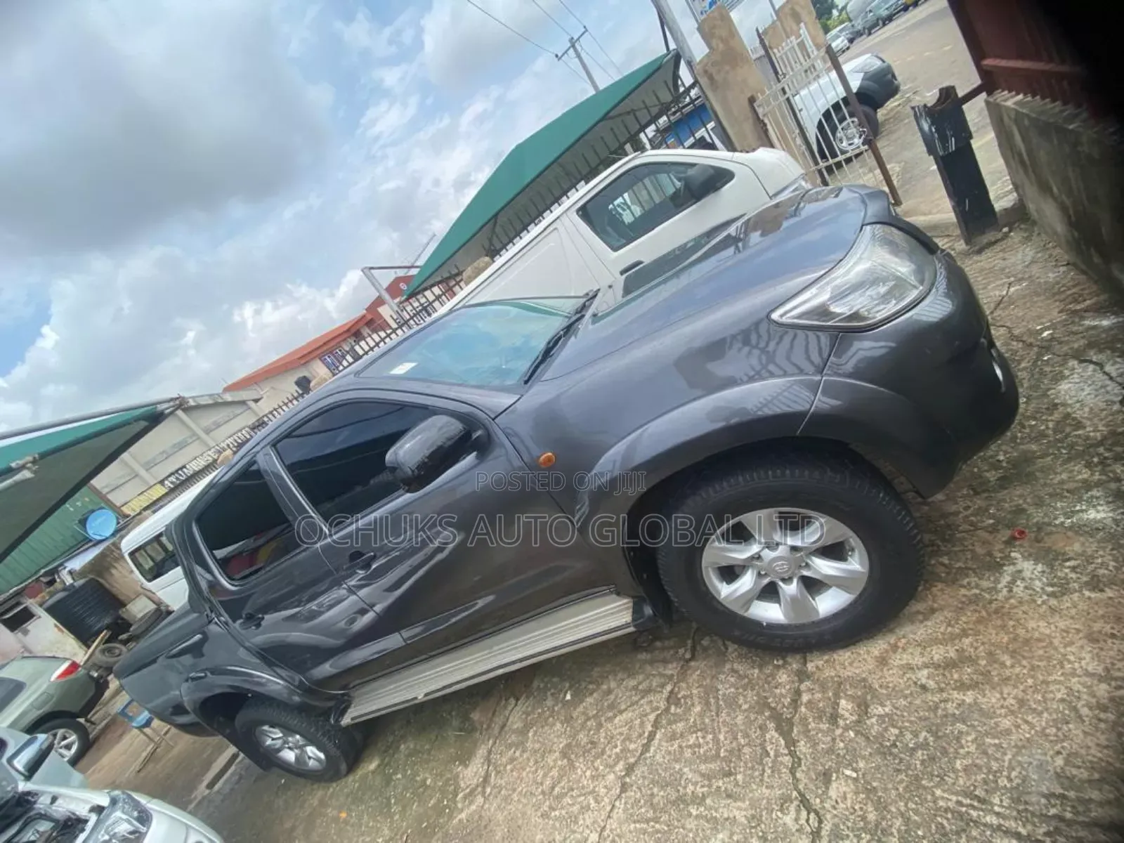 Toyota Hilux 2014 Black