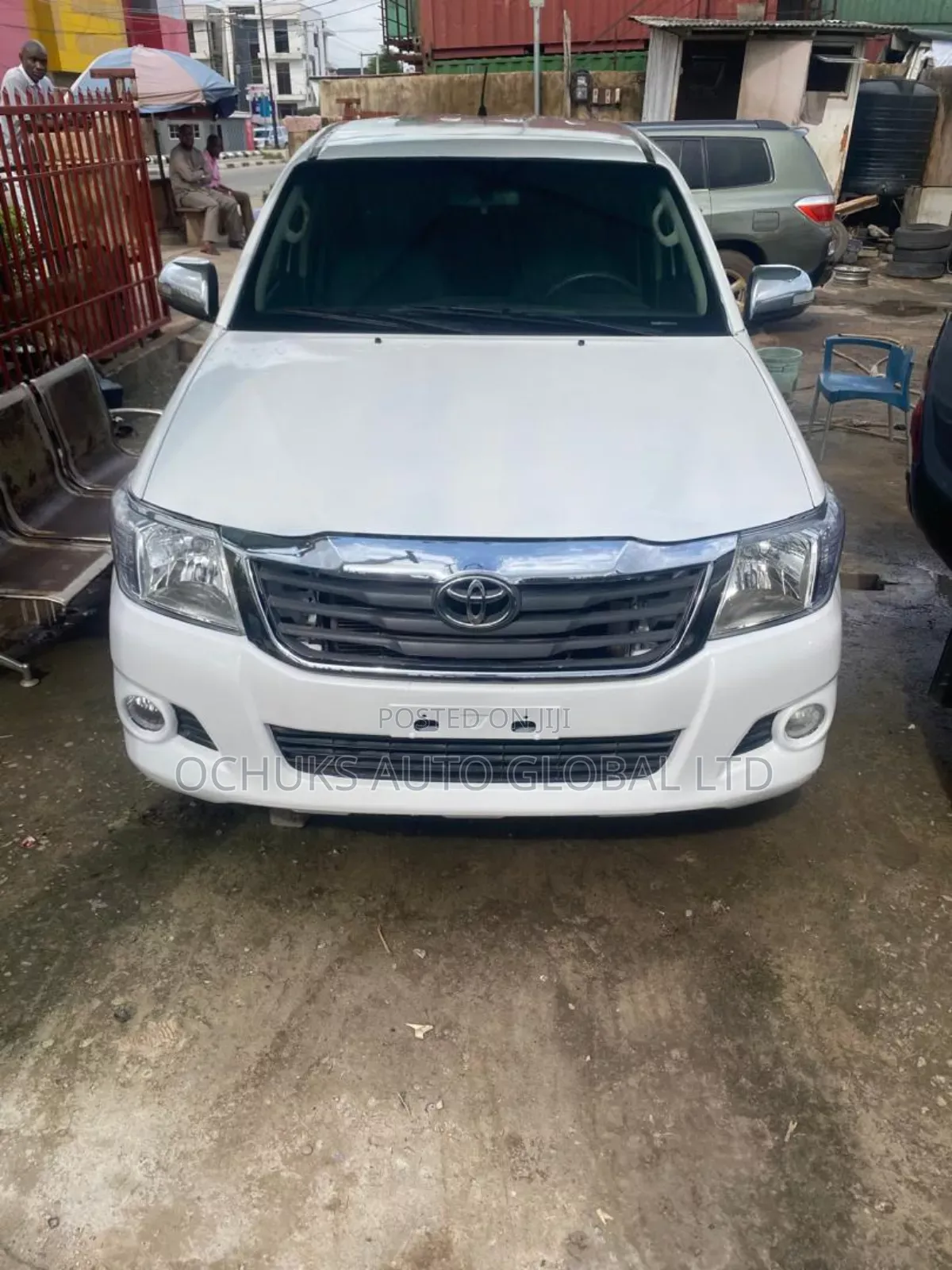 Toyota Hilux 2013 White