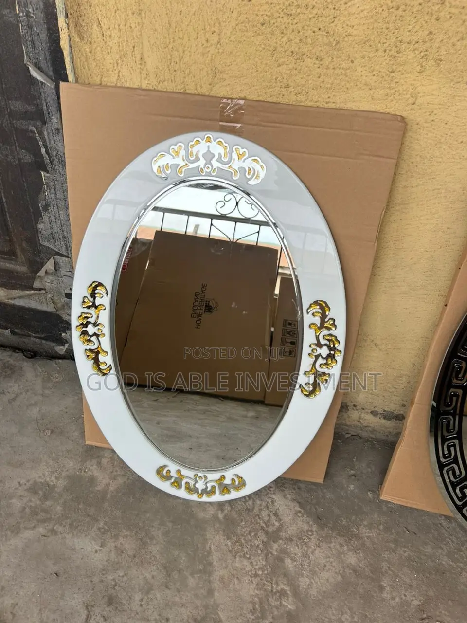 White Round Mirror With Design