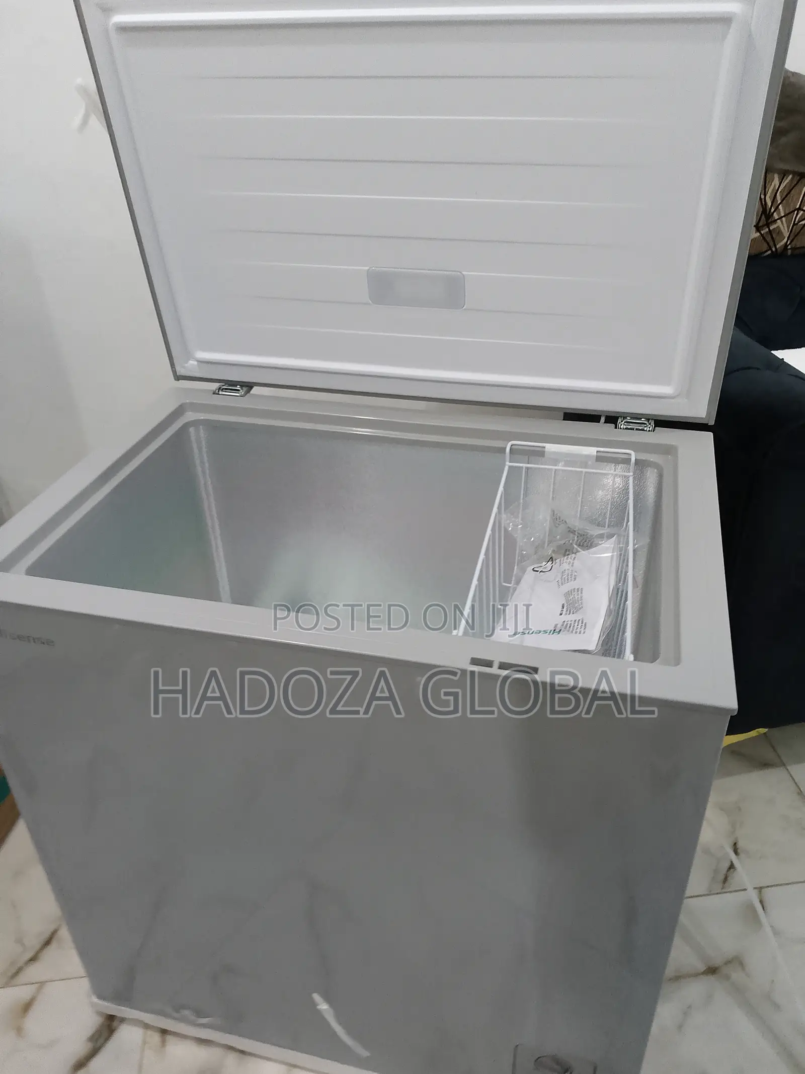 Quality 297ltr Hisense (Chest Freezer)FC390SH