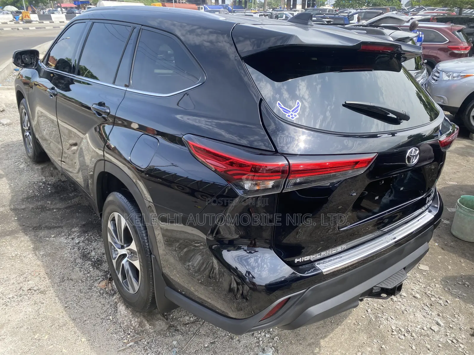 Toyota Highlander XLE 2021 Black