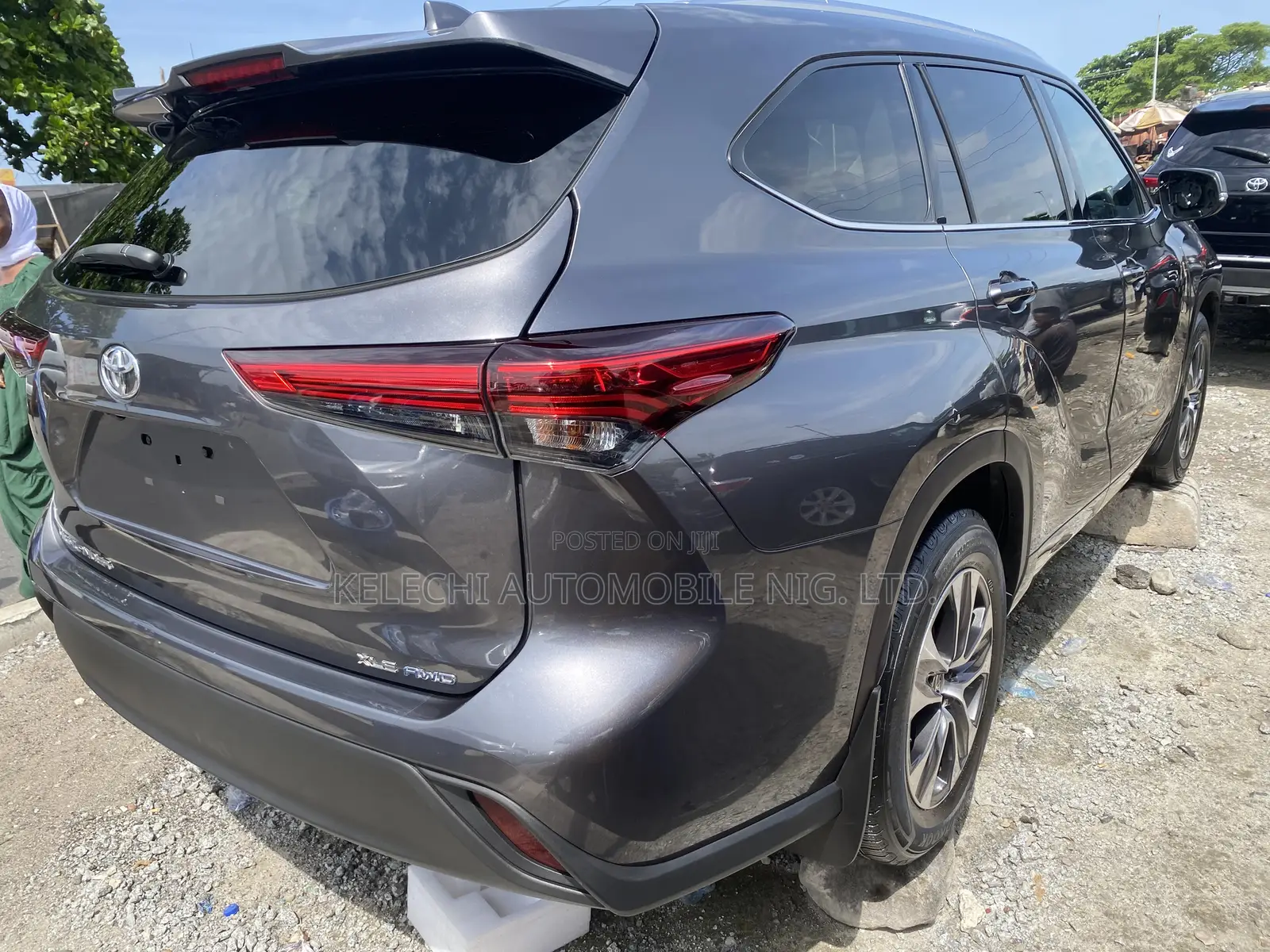 Toyota Highlander XLE AWD 2020 Gray